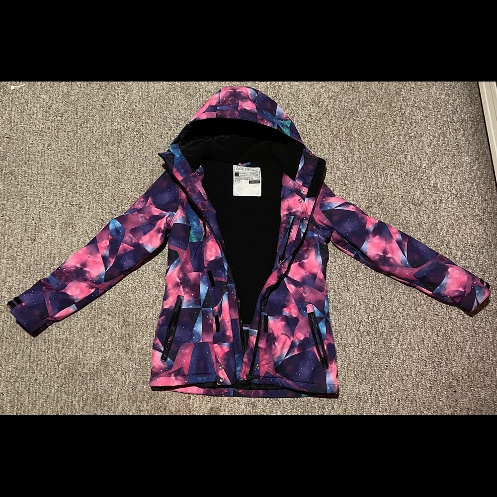Women’s Snowboard Jacket - Picture 3 of 6